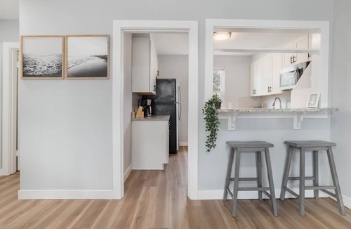 Cottage Line Apartment | 2BR Ocean Oasis Suite | Beach | Pool