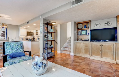 Fernandina Beach Condo | 2BR Oceanfront in Captain's Court with beautiful views! Omni Plantation