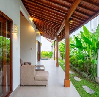 Sei Pinang Villa | 2BR Paddy View Villa in Cemagi