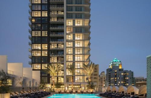 Downtown Los Angeles Apartment | 2BR Panoramic City View!