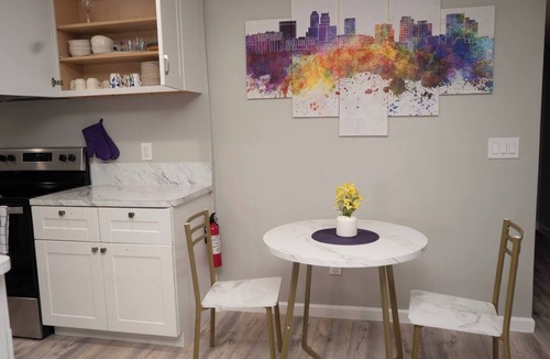 West Arlington Apartment | 2BR Pet-Friendly Apartment | Sleeps 7 | 2.6 Miles from AT&T Stadium|Free Parking
