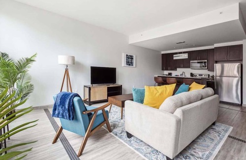 Downtown Detroit Apartment | 2BR Premium Downtown Suite
