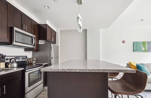 Downtown Detroit Apartment | 2BR Premium Downtown Suite