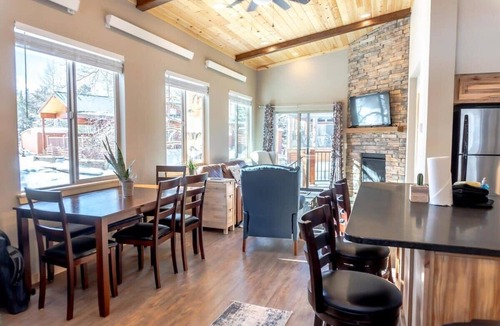 Breckenridge Ski Chalet | 2BR Riverside Chalet, Near Trails