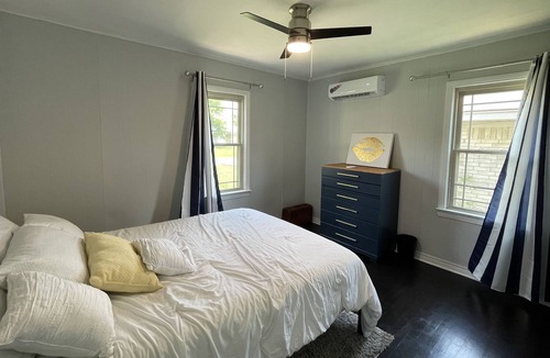 Chickasha House | 2BR, Sleeps 6, fenced yard for pets