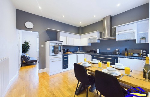 Derby House | 2BR-Sleeps4-CityCentre-FreeParking