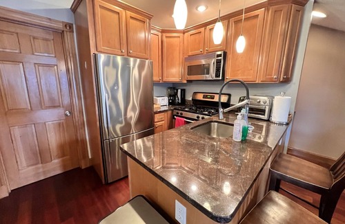 Central Square Condo | 2BR Top Floor PH Apt w/Private RoofDeck in Central Sq, minutes to Harvard&MIT