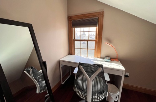 Central Square Condo | 2BR Top Floor PH Apt w/Private RoofDeck in Central Sq, minutes to Harvard&MIT