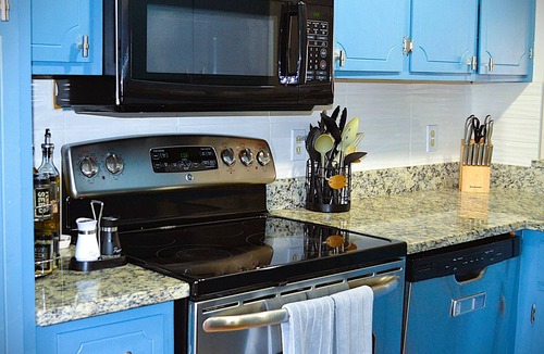 Northwest Raleigh House | 2BR townhome in prime location!