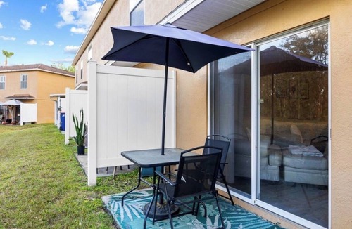 Grand Oaks House | 2BR Townhome, Private, Monthly Stays Welcome!