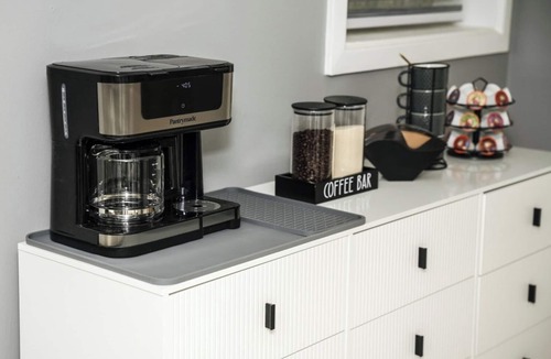 Belmont Cragin Apartment | 2BR Traveler's Favorite Modern and Clean
