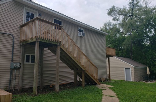 Rockford House | 2br updated private entrance upstairs