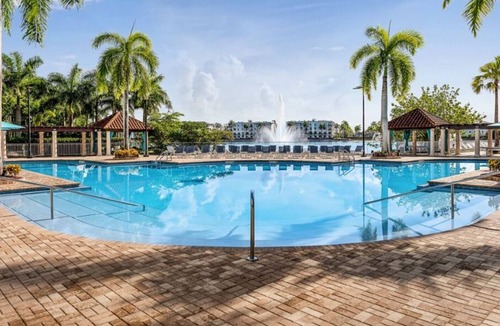 Doral Villa | 2BR Villa at Marriott Villas at Doral – Full Kitchen + Golf & Resort Amenities