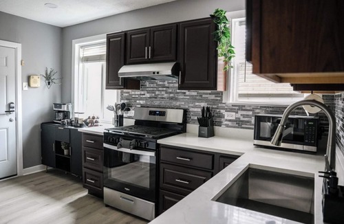 Belmont Cragin Apartment | 2BR w/Workspace - Coffee Bar - Near Transit
