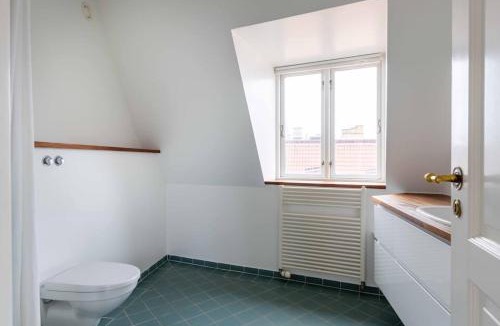 Copenhagen City Centre Apartment | 2BR with Amazing City Skyline View