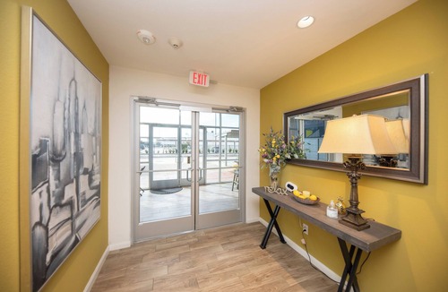 Katy Condo | 2J ~Charming Private Condo Unit in a unique Gated Complex