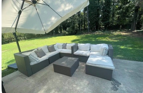 Stone Mountain House | 2king beds, 1 queen, 1 full