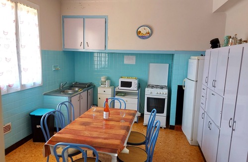 Latour-Bas-Elne Apartment | 2km de mer plage 115m2 jardin 2ch 6pers ok animaux cheques vacances parking wifi
