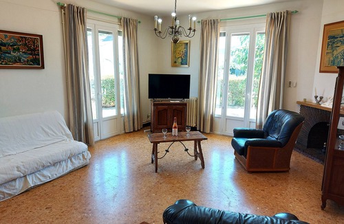Latour-Bas-Elne Apartment | 2km de mer plage 115m2 jardin 2ch 6pers ok animaux cheques vacances parking wifi