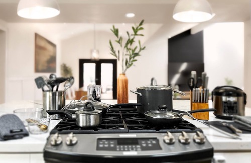 Clodine House | 2kngs custom design experience new clean