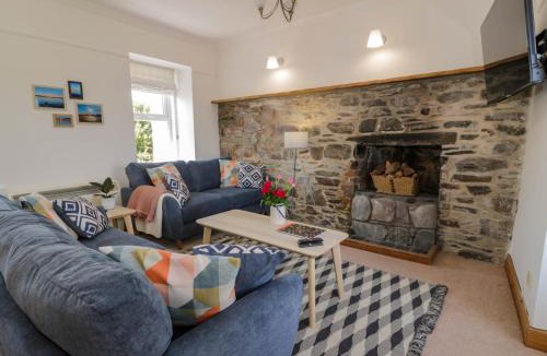 Garlieston House | 2Loos