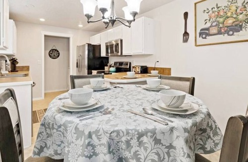 Nampa House | 2Min>RedhawkGolfCourse★LongStays★300mbps★1300ft²★