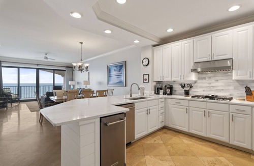 Crystal Beach Condo | 2nd Floor Luxury Gulf Front Unit! Community Pool!