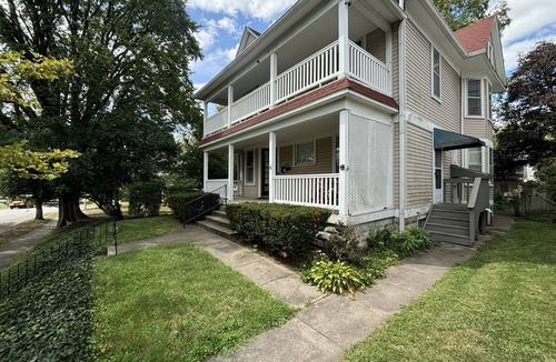 Terre Haute Apartment | 2nd Floor suite, close to ISU, Mill, & downtown
