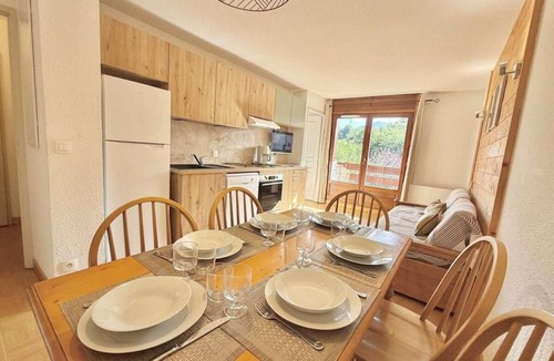 Flumet Apartment | 2nd floor, view mountain, balcony, ski locker, 37m², Flumet