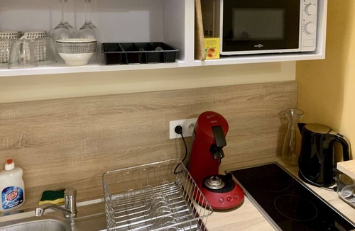 Saint-Mathieu Apartment | 2nd floor - Yellow - 1 bedroom