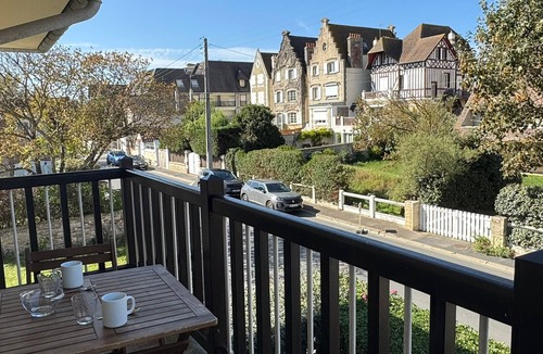 Cabourg Apartment | 2P Apartment, sea view, pets allowed, parking
