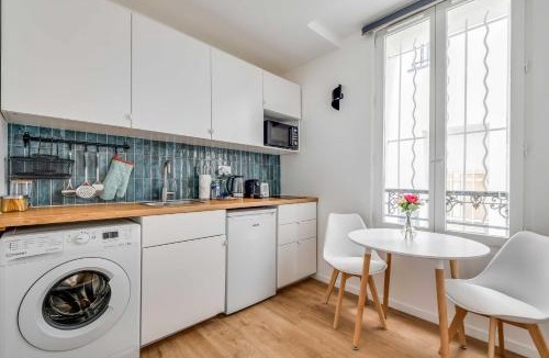 Le Pre-Saint-Gervais Apartment | 2P studio with patio near Paris