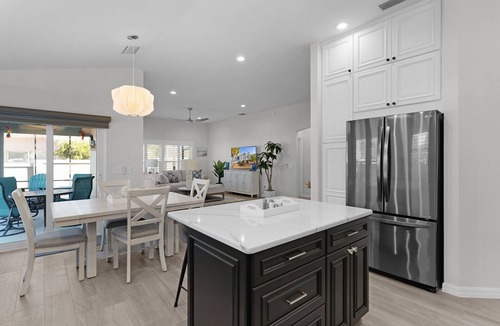 Bonita House | 3/2 Courtyard Villa w/Pool Village of Bonita
