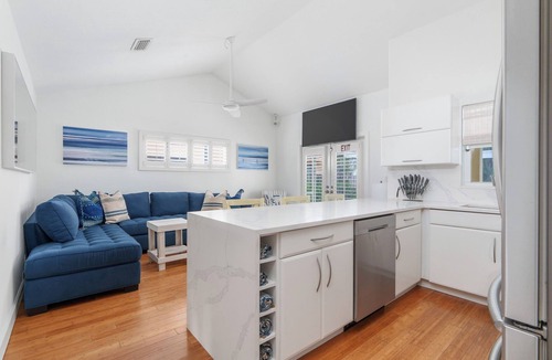 Dania Beach House | 3/2 Covered Heated Pool-Pool Table-Very Private