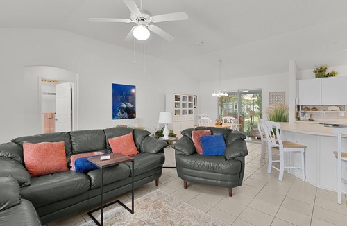 Santo Domingo House | 3/2 Designer in the Village of Santo Domingo