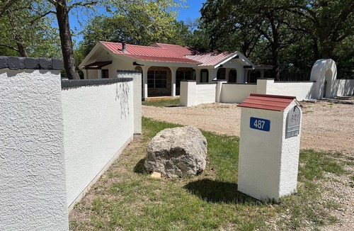 Center Point House | 3/2 home on 3 acres w/Private Guadalupe River frontage in CenterPoint Tx