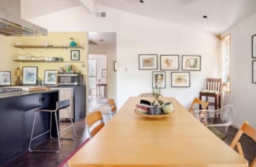 Dawson House | 3/2 Mod Hideaway, Laid-back Loft. ACL/S Congress/Downtown. Dog-Friendly