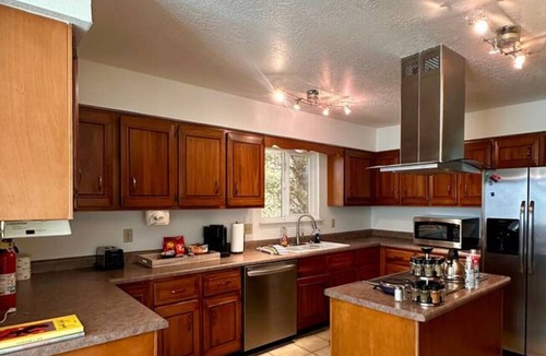 Las Cruces House | 3/2 near University and Memorial Hospital