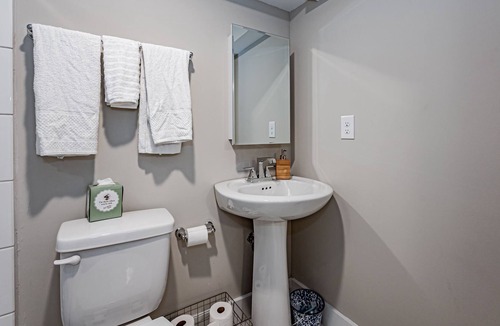 Fan District House | 3,200sqft Historic VCU Downtown