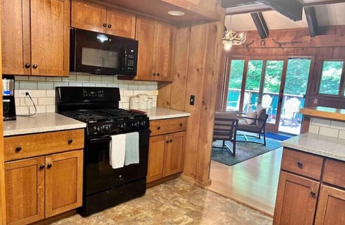 Manchester Center Ski Chalet | 3/3 Chalet on 1 Acre - Manchester/Stratton/VSF