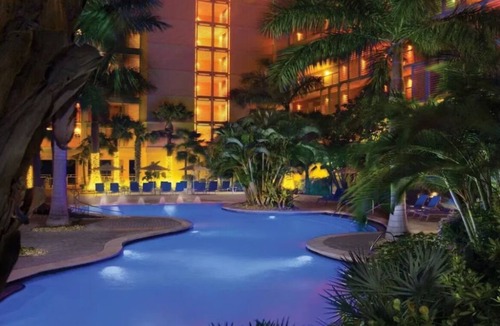 Marco Island Resort | 3/3 Crystal Shores Beachfront Resort & Spa,Hot Tub