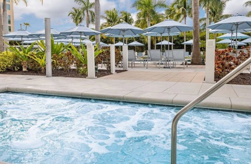 Marco Island Resort | 3/3 Crystal Shores Beachfront Resort & Spa,Hot Tub