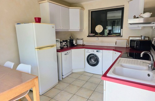 Saint-Julien-en-Born Apartment | 3-4 pers ground floor apartment 850 m from Contis beach