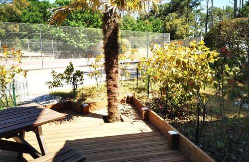 Saint-Julien-en-Born Apartment | 3-4 pers ground floor apartment 850 m from Contis beach