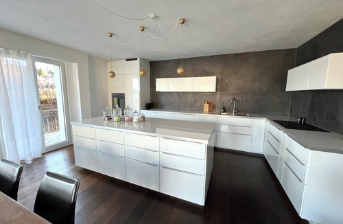 Flims Apartment | 3.5 room apartment "Casa Pluschein" with a dream view in a prime location in Flims