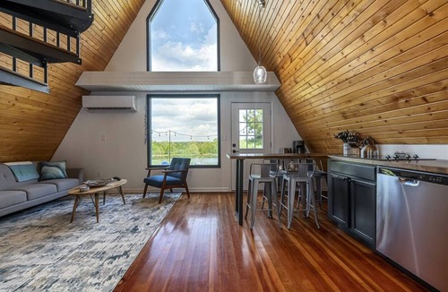 Makanda Cabin | 3 A-Frame Cabins w/Hot Tubs Near Wine Trail