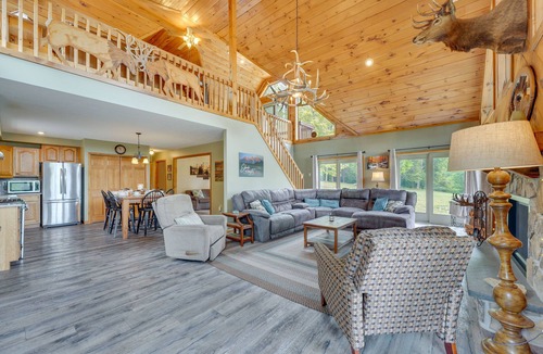 Benezette Cabin | 3-Acre Benezette Cabin: Hot Tub, Grill & Mtn View