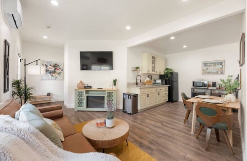 Green Valley House | 3 acre Napa valley Getaway -Ground Floor