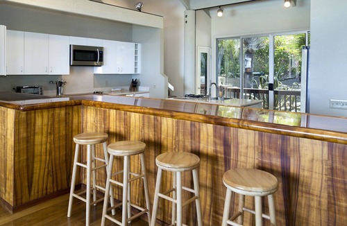 Kamuela House | 3 Acre Private Waimea home with Ocean Views & Pool