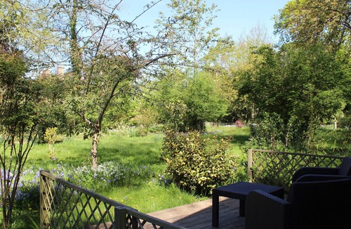 Chichester Cabin | 3 Attractive Lodge Retreats, Sleeping 9 Located in Tranquil Setting